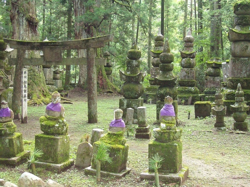 Okunoin Cemetery 