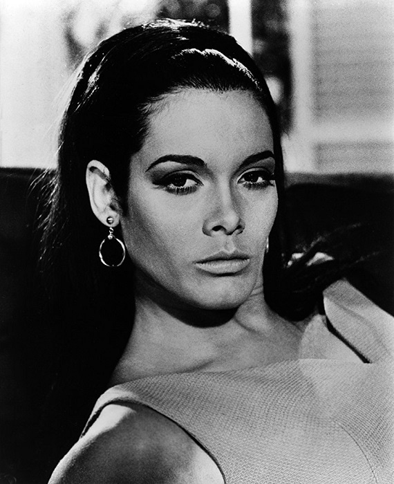 Martine Beswick