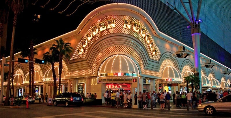 Historic Las Vegas Hotels Give a Look Into City's Past