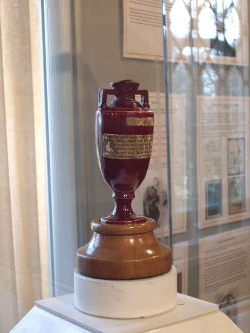 The Ashes Urn