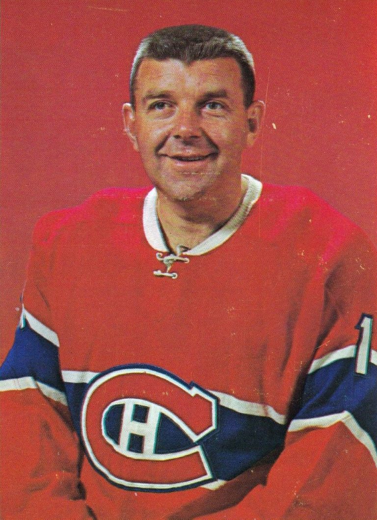 10 Oldest NHL Players Ever (Updated 2024)