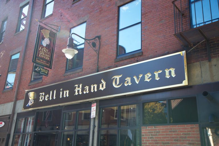 bell-in-hand-tavern-oldest