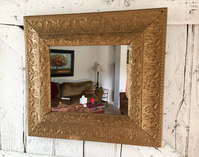 10” Gilt Frame