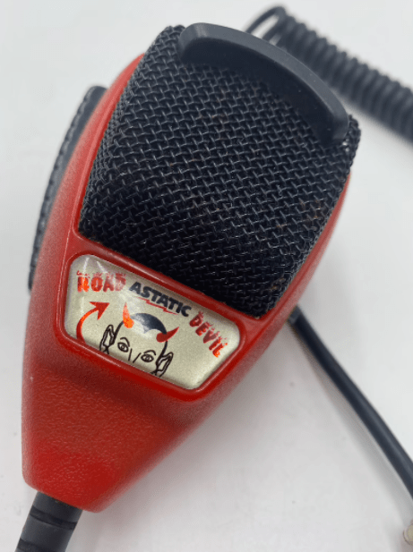 Awesome CB Radio Astatic Red Devil - 4 pin microphone