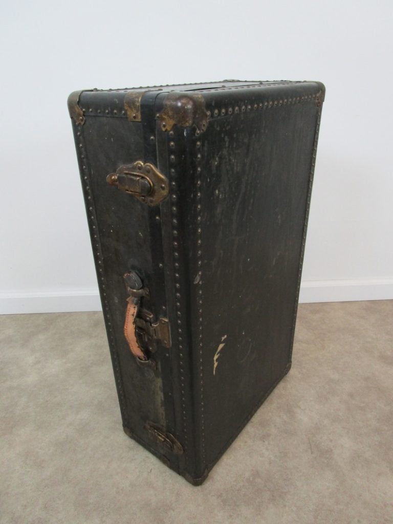 Vulcanized Train Trunk