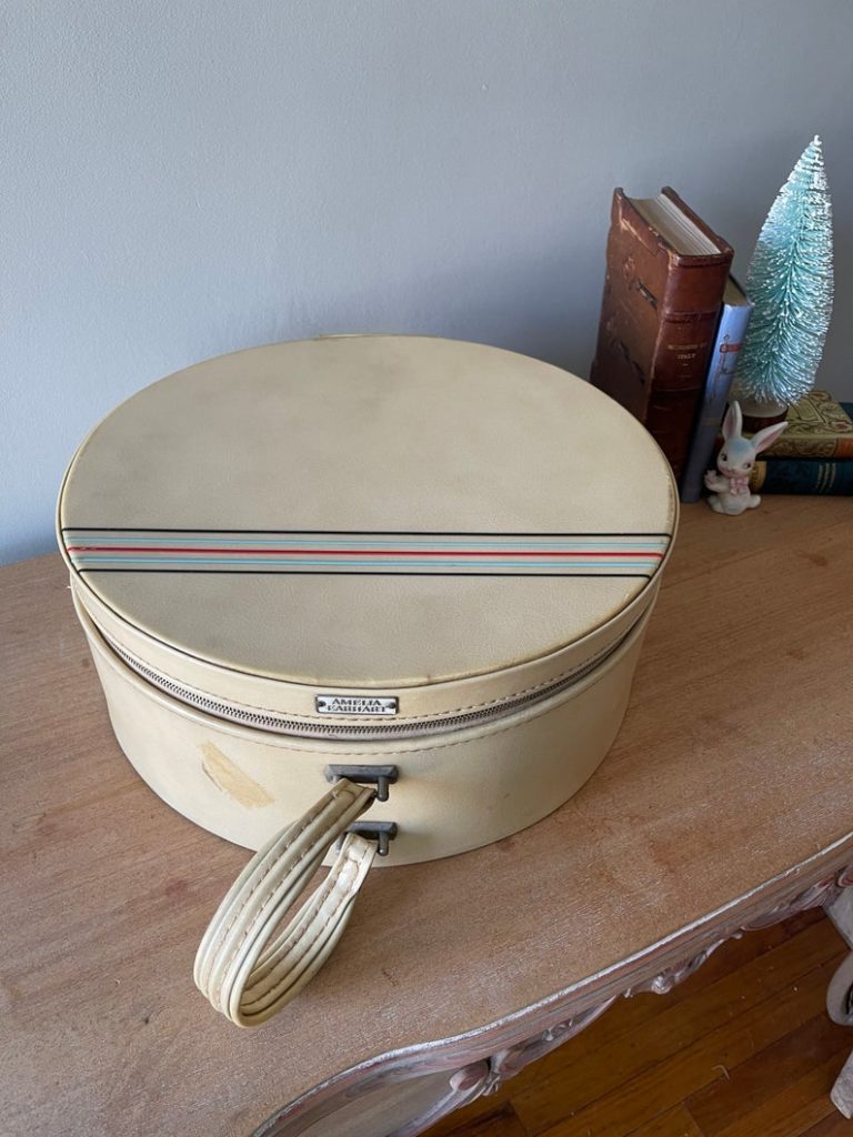 50 Vintage and Antique Luggage and Suitcases You Can Buy Oldest