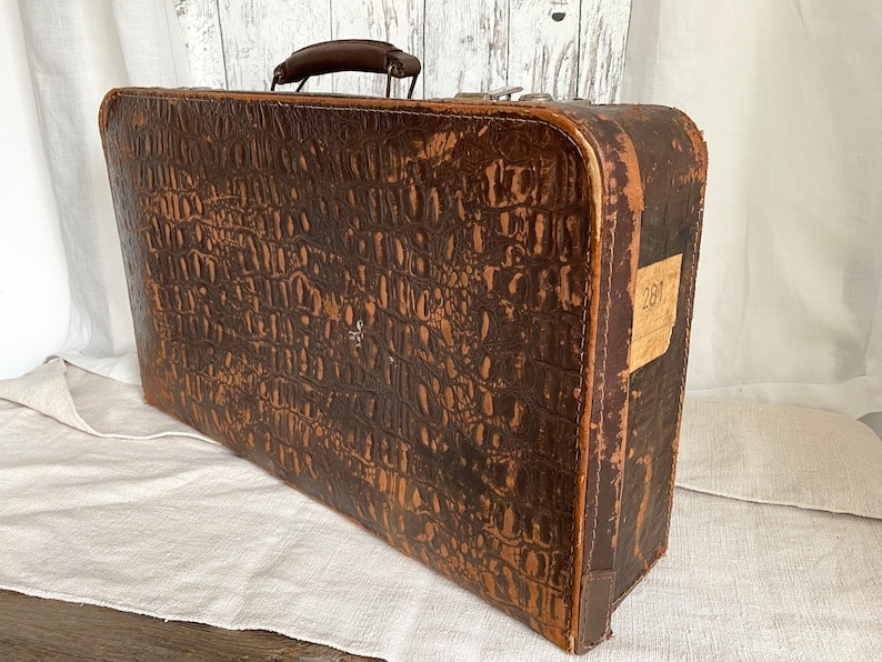 1940s Vintage Bags & Cases for sale