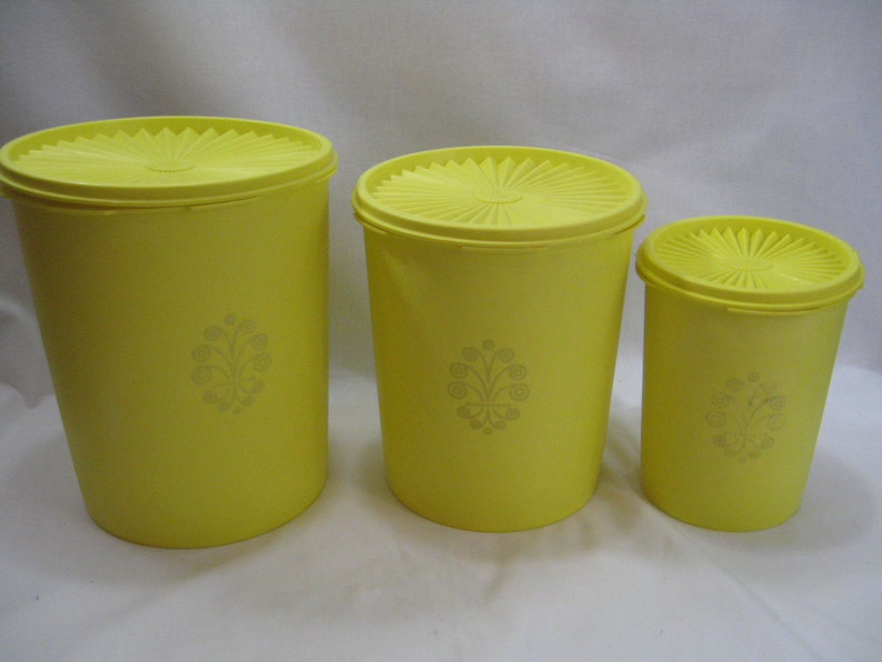 Vintage Tupperware Yellow Servalier 4 Four Canisters Set With Lids. Made in  USA by Tupperware. 