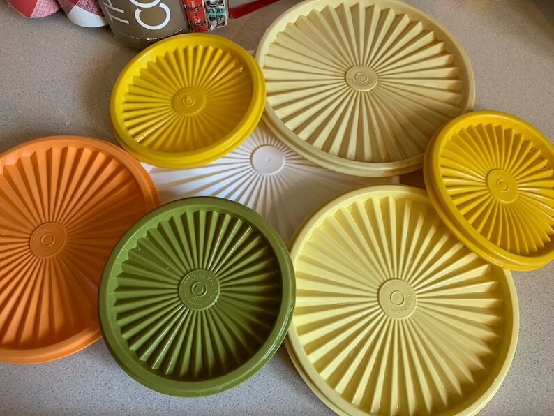 Op Shop Finds: What's your favourite retro tupperware colour?