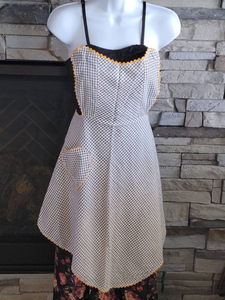 1950s apron, vintage, black and white with yellow trim