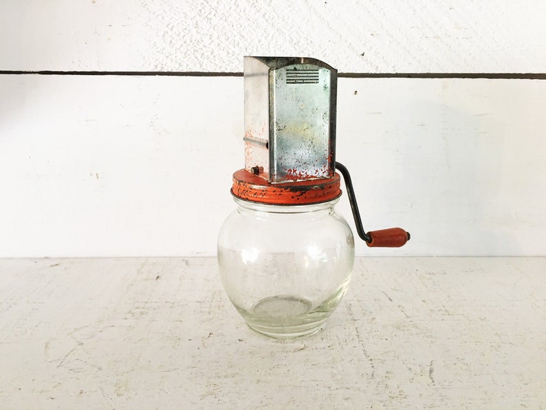 ANDROCK Nut Chopper Grinder Glass Jar Metal Lid Orange Manual Hand Crank  Vintage