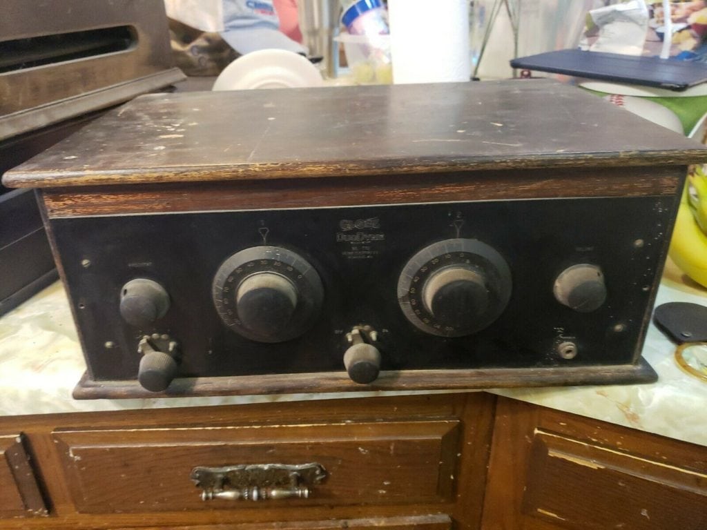 Globe Duo Dyne Tube Radio #770 Battery Powered