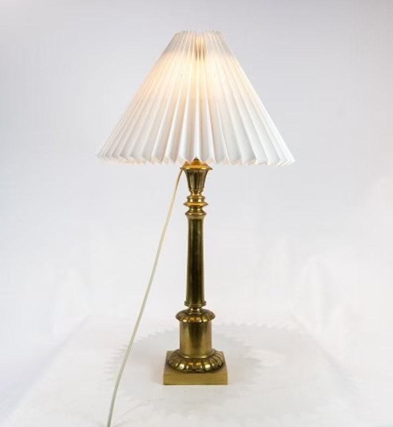 Tall table lamp in brass from the 1920s