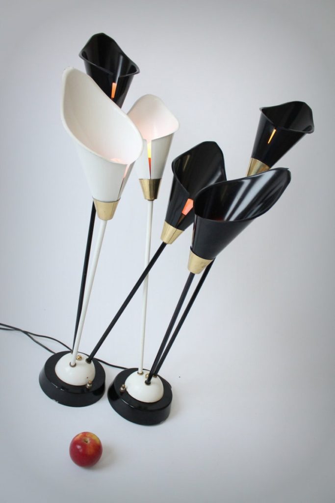 The 1950s 2 TABLE LAMP Calla Lilies