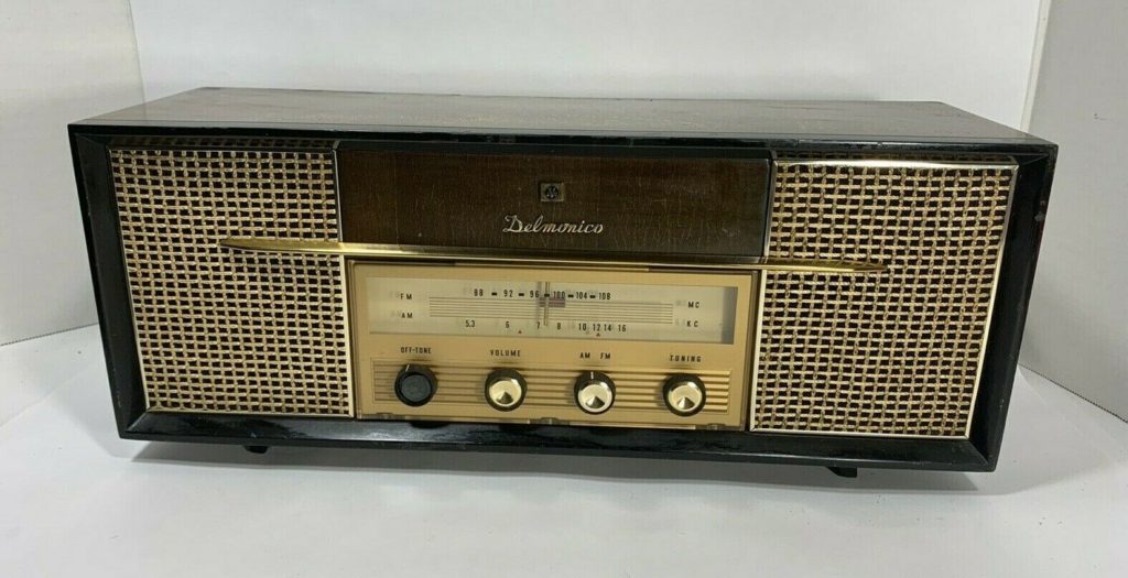 Vintage AM/FM Bluetooth Transistor Radio, Antique, Retro, Vintage Tube  Radios & Bluetooth