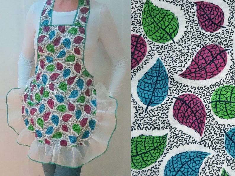 50 Vintage & Retro Aprons You Can Buy Today - Oldest.org