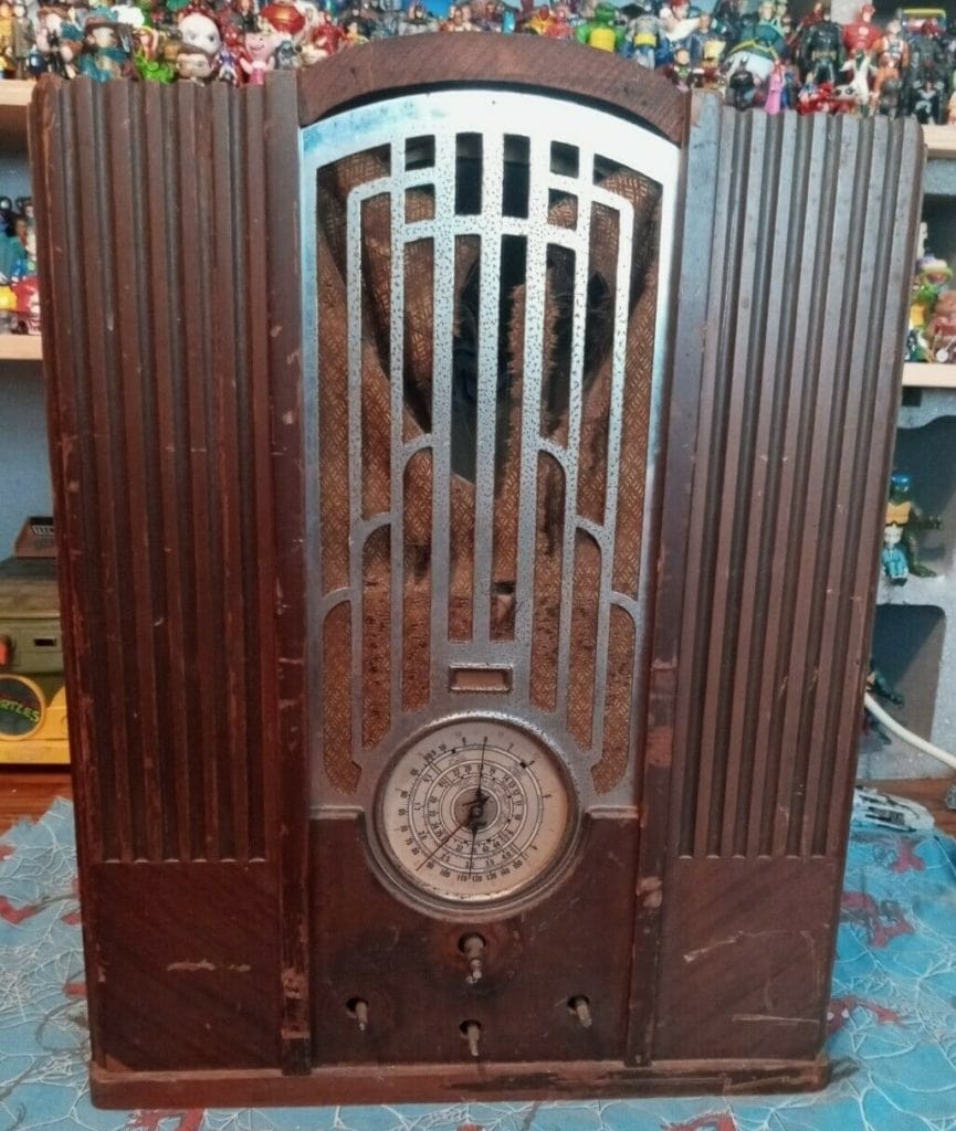 Zenith Model 835 Chrome Front Tombstone Radio 1934 1935