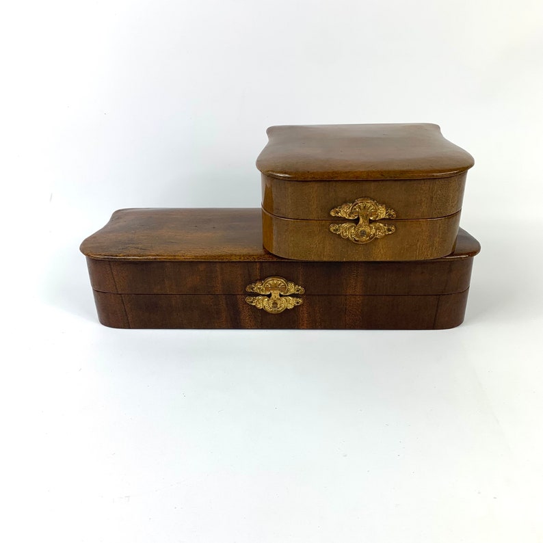 Silk-Lined Wood Grain Boxes