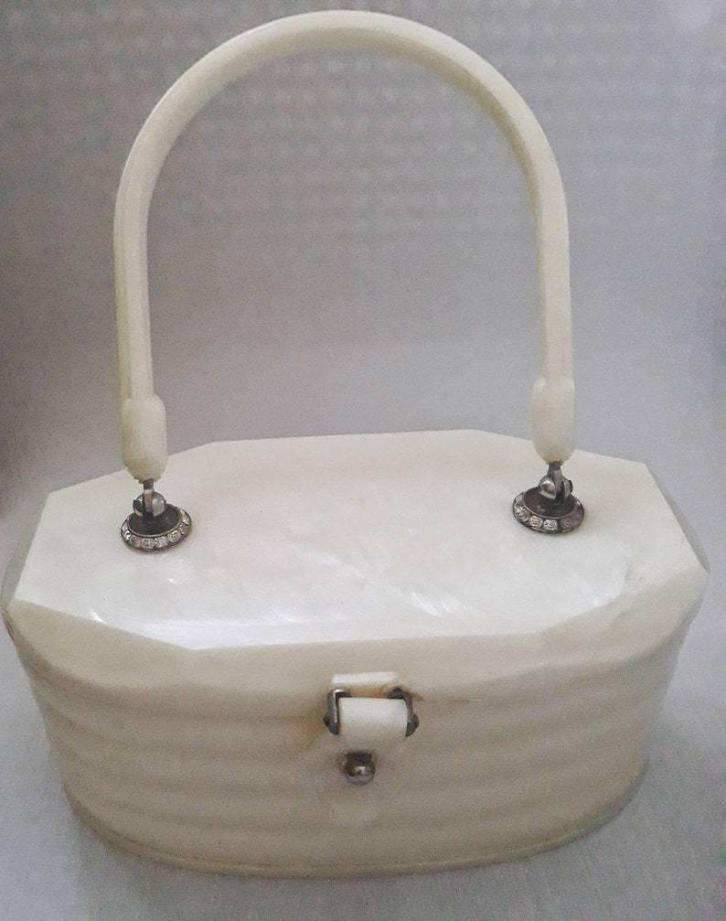 60 Vintage & Antique Purses For Sale 