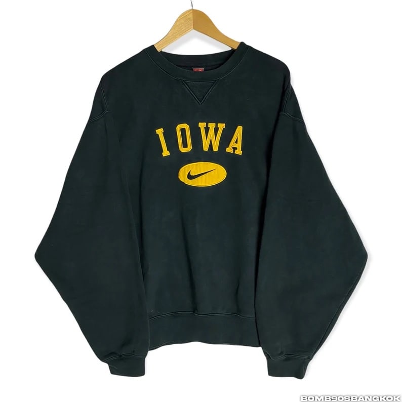 Vintage 90s Nike University of IOWA Embroidered SpellOut