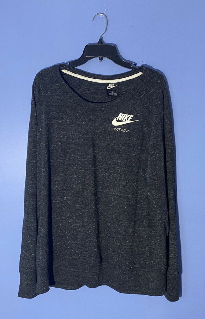 NIKE Women's Gym Vintage long Sleeve CrewNeck