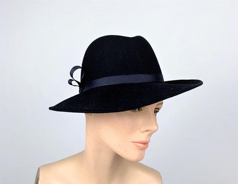 Vintage 1950s/50s Navy Blue Wool Felt Grosgrain Ribbon Fedora