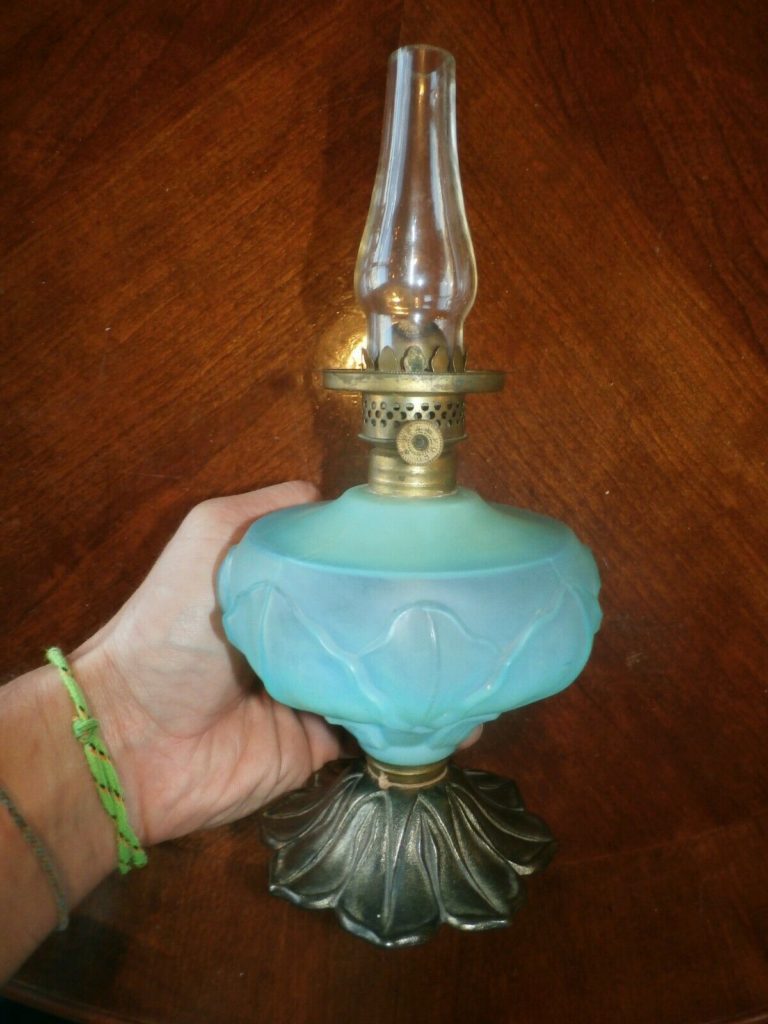 Vintage Antique Mini Miniature Frosted Glass Oil Lamp Light