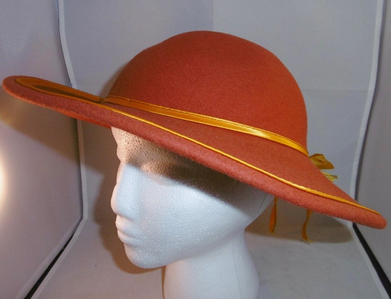 Vintage French burnt orange wide-brimmed felt hat
