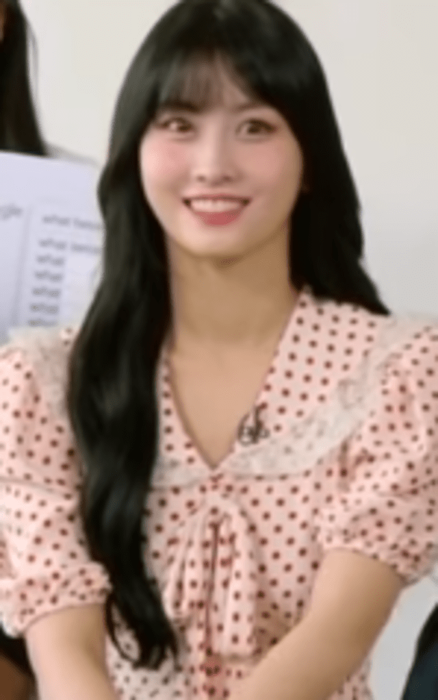 Hirai Momo