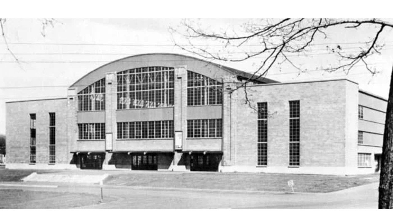 10 Oldest Hockey Rinks in the United States