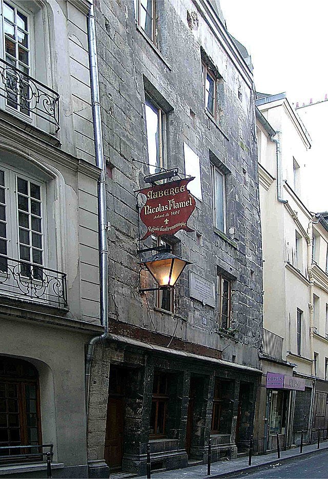 51 Rue Montmorency