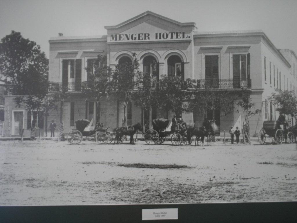 Menger Bar and Hotel