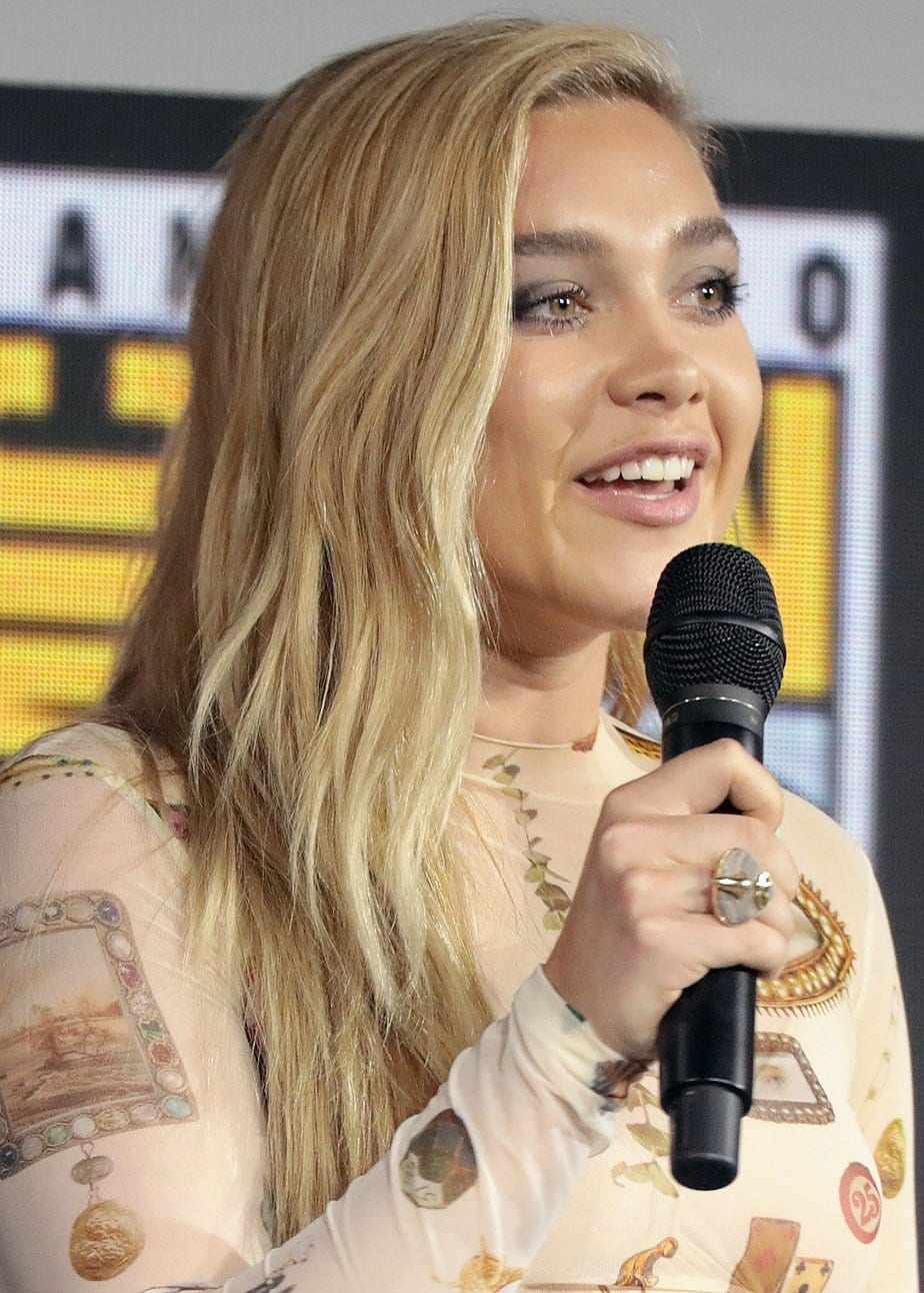Florence Pugh’s 3 Siblings Ranked Oldest To Youngest - Oldest.org