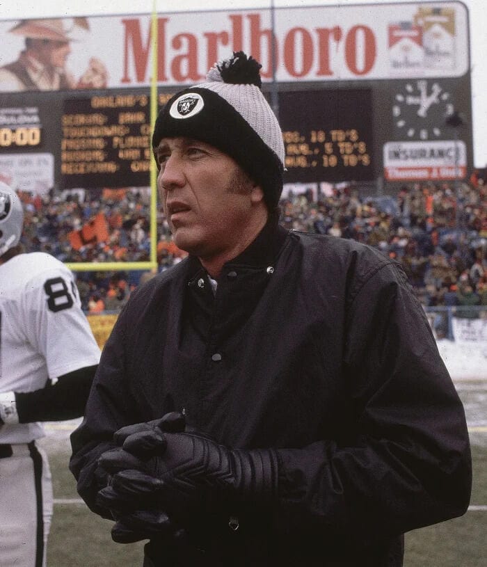 Tom Flores