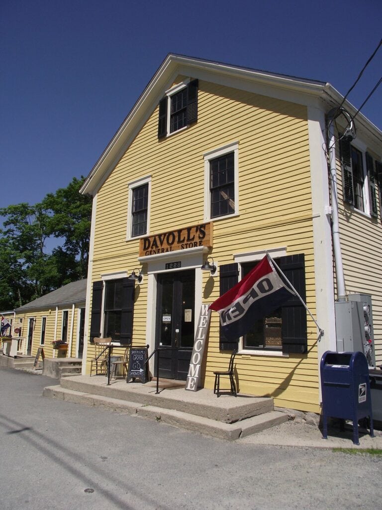 Davoll’s General Store