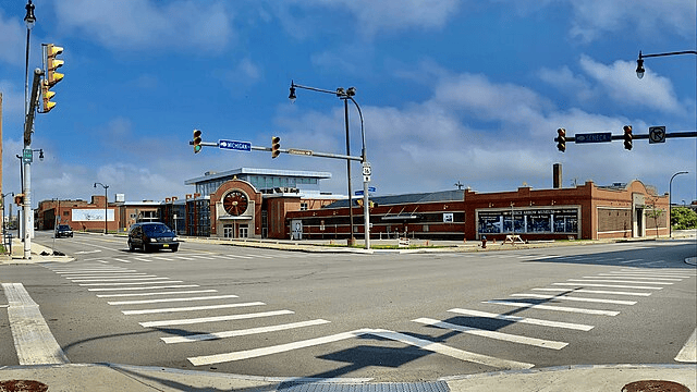 Pierce Arrow Filling Station - Buffalo, New York