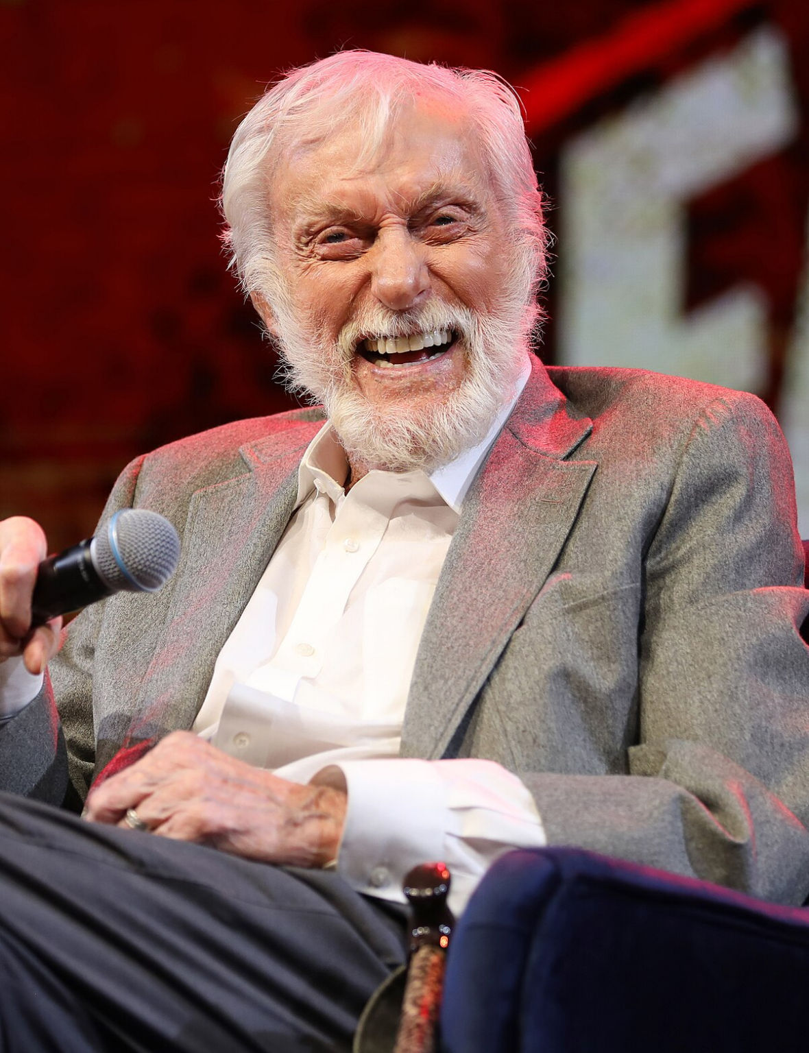 11 Oldest Living Celebrities in Hollywood - Oldest.org