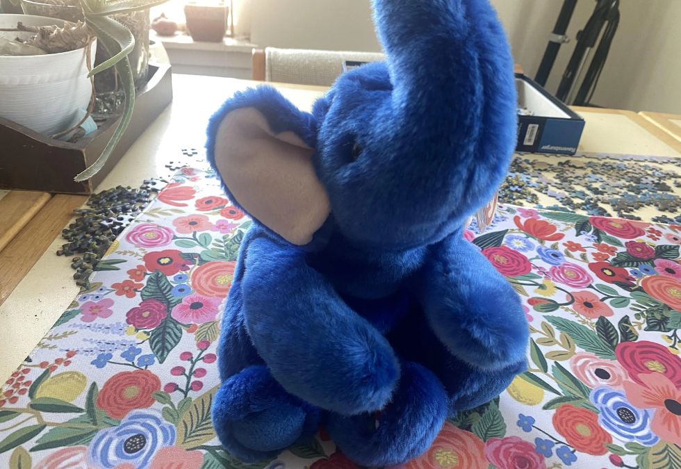 Beanie Babies Peanut Royal Blue Elephant
