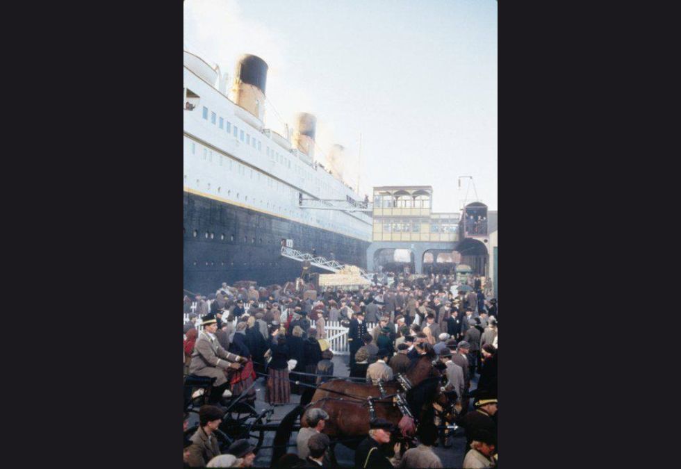The Titanic Passengers Boarding