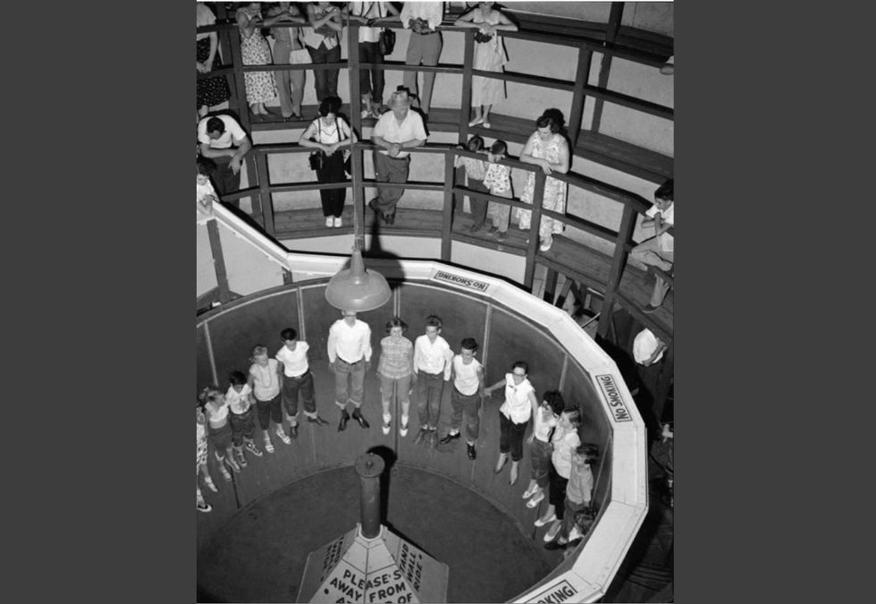 19 Photos of Vintage ’70s Amusement Park Rides