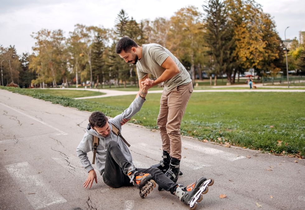 9 “Friendly” Habits That Are Actually Red Flags for Manipulation