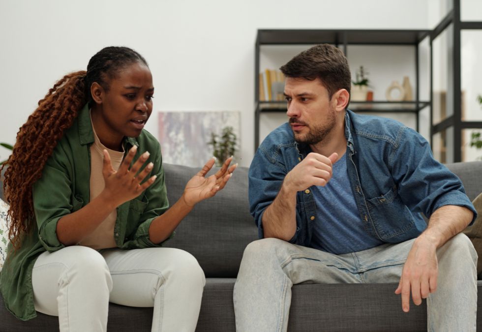 15 Unconscious Habits That Make People Dislike You