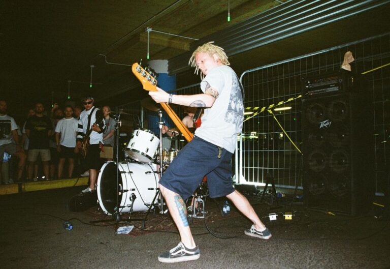 Life In 2004 Life Looked Different in 2004: 25 Photos That Capture the Era