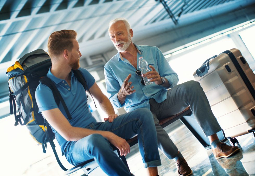 People Who Smile at Strangers Usually Share These 11 Traits