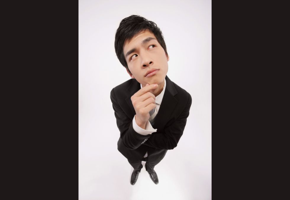 15 Behaviors Women Find Unattractive in Men Over 50