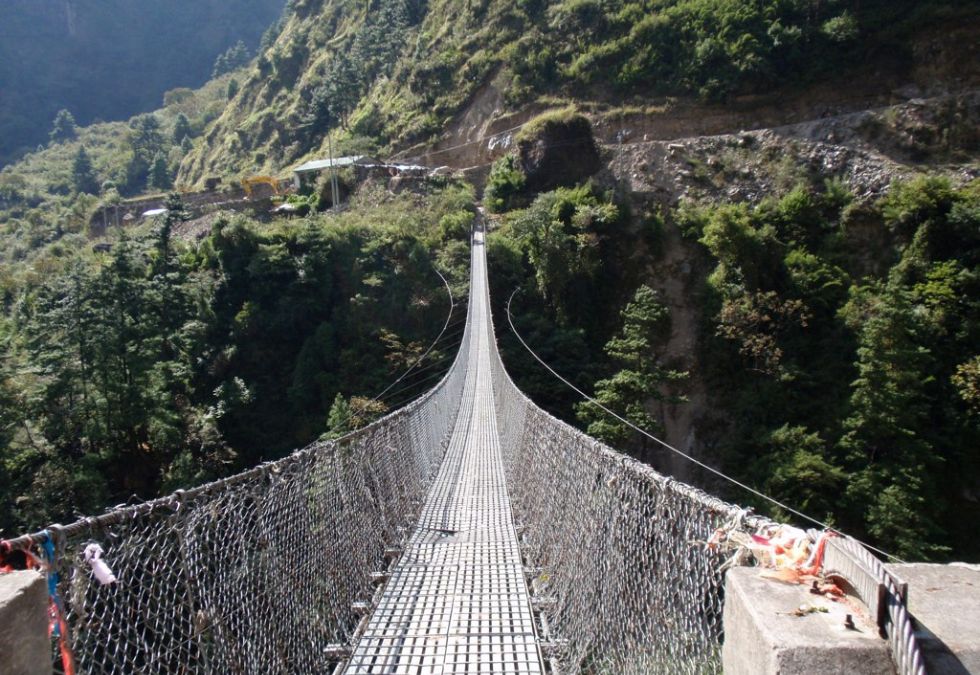 10 Rope Bridges That Look Absolutely Petrifying